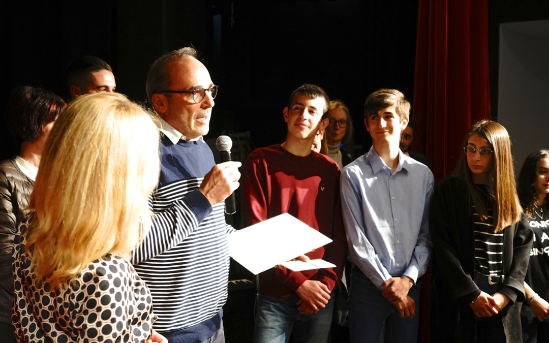 Leonardo Placido, studente di Pianeta Idea, vince il Premio Vivi Vejo Onlus